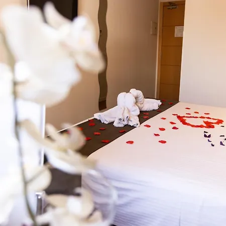 Otel Gce 2*